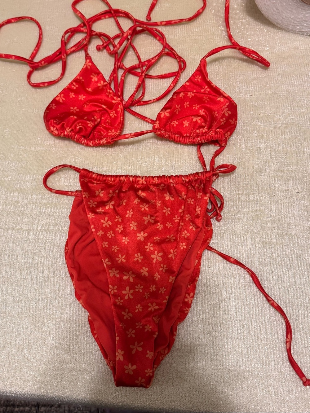 La Hearts Red Floral Tie String Bikini Set